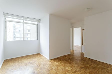 Sala de apartamento para alugar com 2 quartos, 73m² em Indianópolis, São Paulo