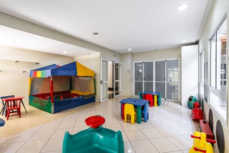 Apartamento à venda com 100m², 2 quartos e 2 vagasBrinquedoteca
