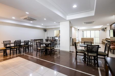 Apartamento à venda com 100m², 2 quartos e 2 vagasSalão de Festas
