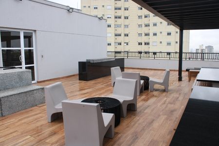 Apartamento para alugar com 31m², 1 quarto e sem vagaÁrea comum - Churrasqueira