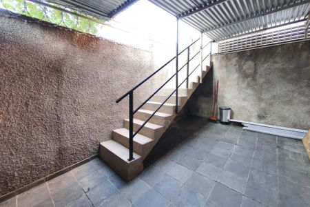 Quintal - Garagem de kitnet/studio para alugar com 1 quarto, 40m² em Vila Lemos, Campinas