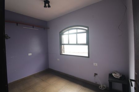 Casa à venda com 125m², 5 quartos e 2 vagasQuarto 3