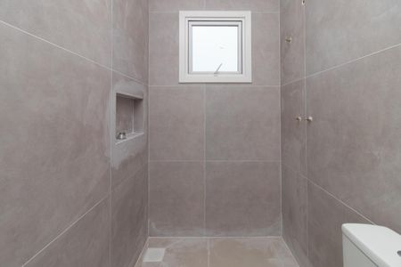 Casa à venda com 128m², 3 quartos e 1 vaga Casa à venda com 128m², 3 quartos e 1 vagaBanheiro da Suíte