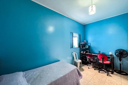 Casa à venda com 99m², 3 quartos e sem vaga Casa à venda com 99m², 3 quartos e sem vagaQuarto 2