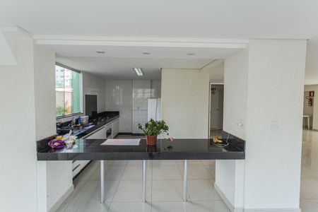 Apartamento à venda com 107m², 3 quartos e 4 vagas Apartamento à venda com 107m², 3 quartos e 4 vagasÁrea Comum - Cozinha do Salão de Festas
