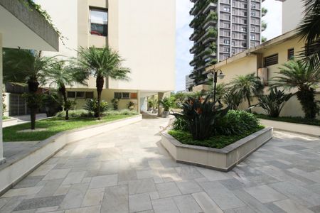 Apartamento à venda com 125m², 2 quartos e 2 vagas Apartamento à venda com 125m², 2 quartos e 2 vagasÁrea comum