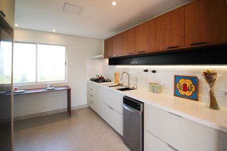 Apartamento à venda com 125m², 2 quartos e 2 vagas Apartamento à venda com 125m², 2 quartos e 2 vagasCozinha