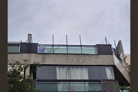 Apartamento para alugar com 198m², 4 quartos e 2 vagas