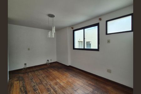 Apartamento para alugar com 198m², 4 quartos e 2 vagas