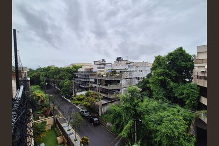 Apartamento para alugar com 198m², 4 quartos e 2 vagas