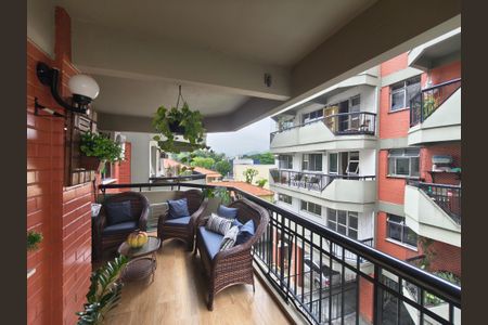 Apartamento à venda com 65m², 2 quartos e 1 vaga Apartamento à venda com 65m², 2 quartos e 1 vagaVaranda - Sala