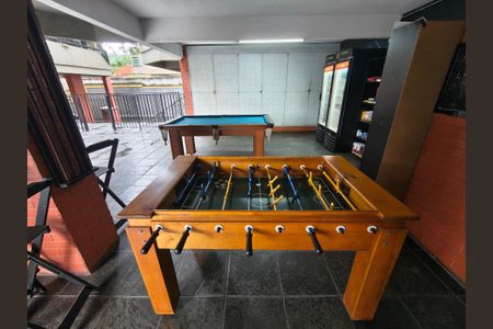 Apartamento à venda com 65m², 2 quartos e 1 vaga Apartamento à venda com 65m², 2 quartos e 1 vagaSala de jogos