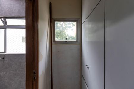 Apartamento à venda com 85m², 3 quartos e 2 vagas Apartamento à venda com 85m², 3 quartos e 2 vagasQuarto de Serviço