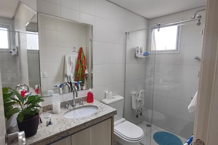 Apartamento à venda com 114m², 3 quartos e 3 vagas Apartamento à venda com 114m², 3 quartos e 3 vagasBanheiro da Suíte 2
