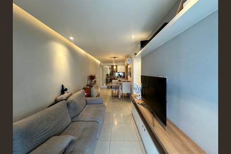 Sala de apartamento à venda com 3 quartos, 80m² em Vila Isabel, Rio de Janeiro