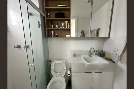 Banheiro de apartamento à venda com 3 quartos, 80m² em Vila Isabel, Rio de Janeiro