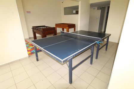 Apartamento para alugar com 65m², 2 quartos e 1 vagaÁrea comum - Sala de Jogos