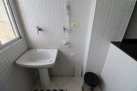 Apartamento para alugar com 65m², 2 quartos e 1 vagaÁrea de Serviço