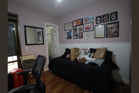 Apartamento à venda com 246m², 4 quartos e 4 vagasSuíte 2