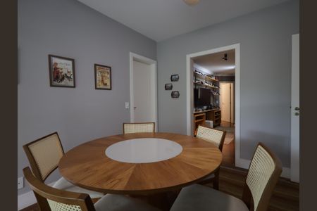 Apartamento à venda com 246m², 4 quartos e 4 vagasSala de almoço