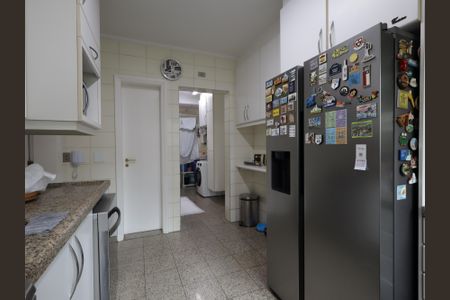 Apartamento à venda com 246m², 4 quartos e 4 vagasCozinha