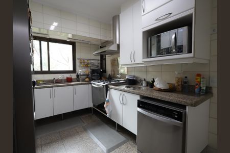Apartamento à venda com 246m², 4 quartos e 4 vagasCozinha