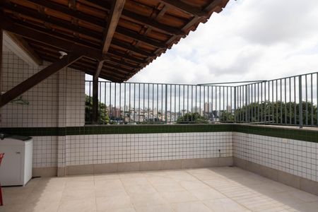 Apartamento à venda com 160m², 4 quartos e 2 vagasCobertura