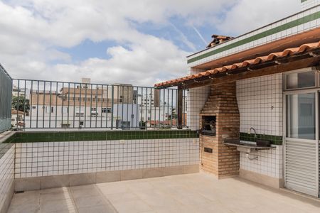 Apartamento à venda com 160m², 4 quartos e 2 vagasCobertura