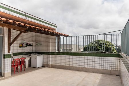 Apartamento à venda com 160m², 4 quartos e 2 vagasCobertura