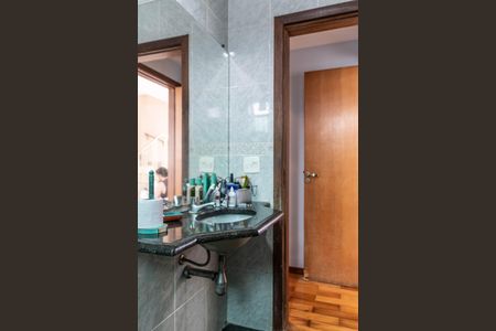 Apartamento à venda com 160m², 4 quartos e 2 vagasBanheiro Social