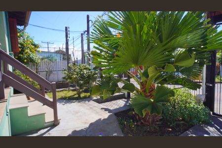 Casa à venda com 180m², 4 quartos e 4 vagas Casa à venda com 180m², 4 quartos e 4 vagasQuintal frente