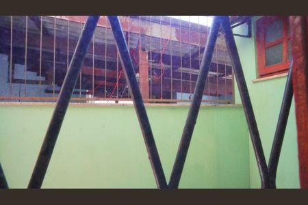 Casa à venda com 180m², 4 quartos e 4 vagas Casa à venda com 180m², 4 quartos e 4 vagasVista da Rua