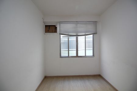 Quarto 2 de apartamento à venda com 2 quartos, 65m² em Taquara, Rio de Janeiro
