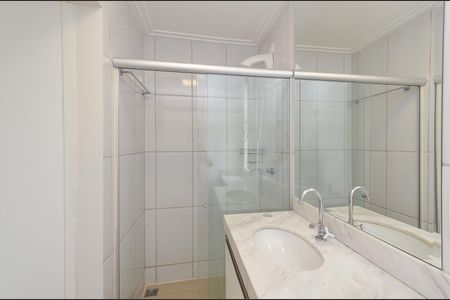 Apartamento à venda com 77m², 3 quartos e 1 vaga Apartamento à venda com 77m², 3 quartos e 1 vagaBanheiro Suíte