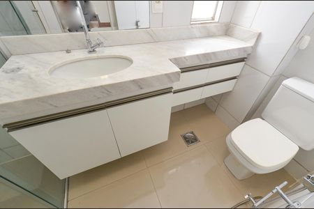 Banheiro Suíte de apartamento à venda com 3 quartos, 77m² em União, Belo Horizonte