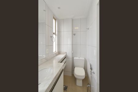 Apartamento à venda com 77m², 3 quartos e 1 vaga Apartamento à venda com 77m², 3 quartos e 1 vagaBanheiro Suíte