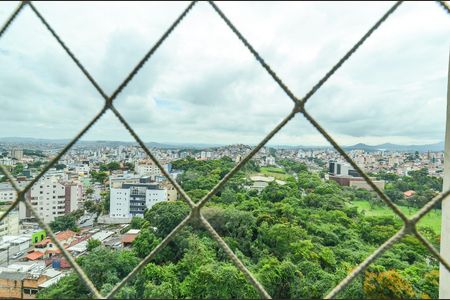 Apartamento à venda com 77m², 3 quartos e 1 vaga Apartamento à venda com 77m², 3 quartos e 1 vagaVista