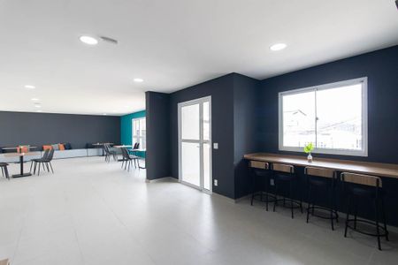 Apartamento para alugar com 67m², 2 quartos e 1 vaga Apartamento para alugar com 67m², 2 quartos e 1 vagaÁrea comum - Salão de festas