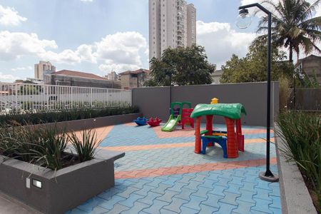 Apartamento para alugar com 67m², 2 quartos e 1 vaga Apartamento para alugar com 67m², 2 quartos e 1 vagaÁrea comum - Playground