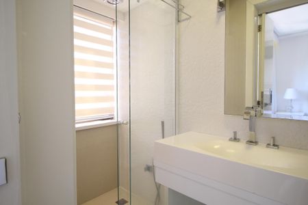 Apartamento à venda com 53m², 1 quarto e 1 vagaBanheiro da Suíte 1