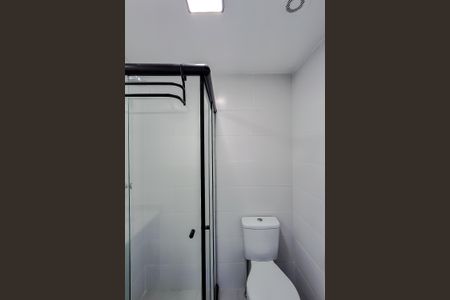 Banheiro de kitnet/studio para alugar com 1 quarto, 21m² em Alto do Ipiranga, São Paulo