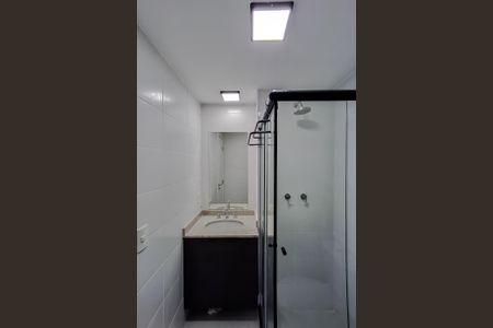 Banheiro de kitnet/studio para alugar com 1 quarto, 21m² em Alto do Ipiranga, São Paulo