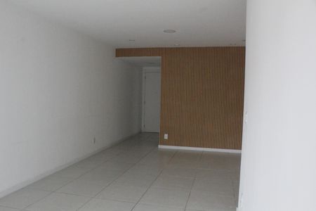 Sala de apartamento para alugar com 4 quartos, 96m² em Anil, Rio de Janeiro