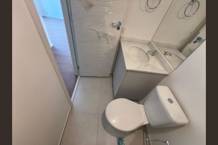 Apartamento à venda com 41m², 2 quartos e sem vaga Apartamento à venda com 41m², 2 quartos e sem vagaBanheiro Social