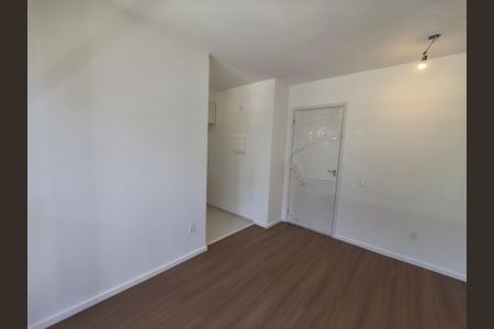 Apartamento à venda com 41m², 2 quartos e sem vaga Apartamento à venda com 41m², 2 quartos e sem vagaSala
