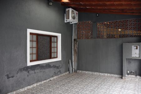 Casa à venda com 110m², 3 quartos e 3 vagasGaragem 