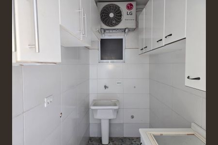 Casa à venda com 110m², 3 quartos e 3 vagas Casa à venda com 110m², 3 quartos e 3 vagasÁrea de Serviço