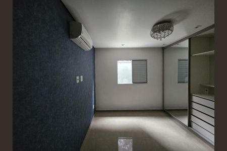 Casa à venda com 110m², 3 quartos e 3 vagas Casa à venda com 110m², 3 quartos e 3 vagasSuíte