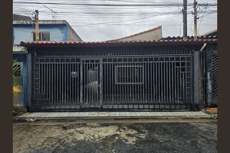 Casa à venda com 110m², 3 quartos e 3 vagas Casa à venda com 110m², 3 quartos e 3 vagasFachada
