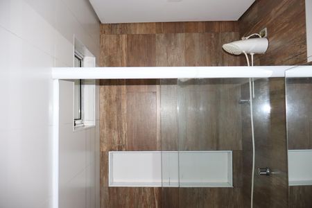 Casa à venda com 110m², 3 quartos e 3 vagasBanheiro da Suíte